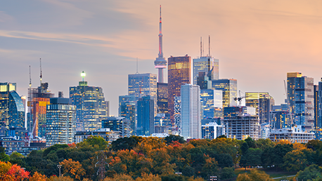 toronto-skyline-shift-at-guidewire-marketplace-summit